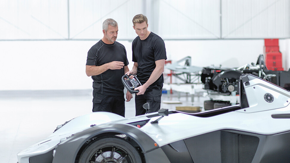 Image Automotive manufacturing Engine-Testing